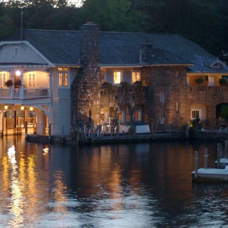 Lake George Boathouse Waterfront Lodging 볼튼 랜딩 외부 사진