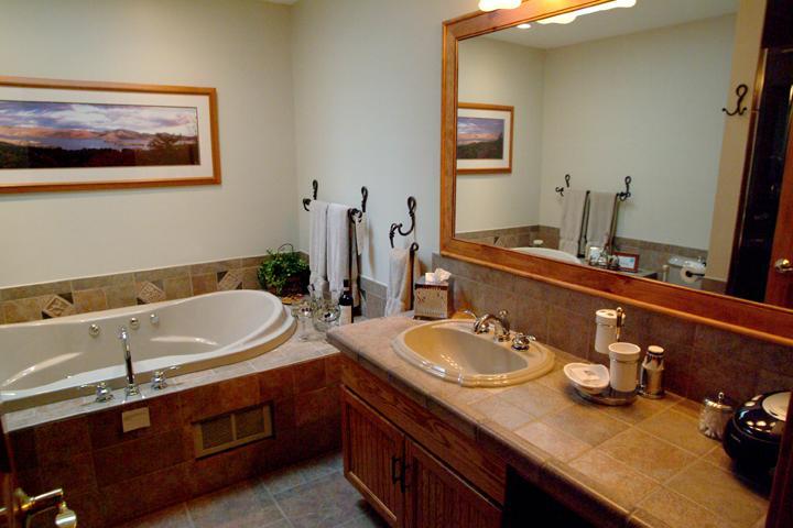 Lake George Boathouse Waterfront Lodging 볼튼 랜딩 외부 사진
