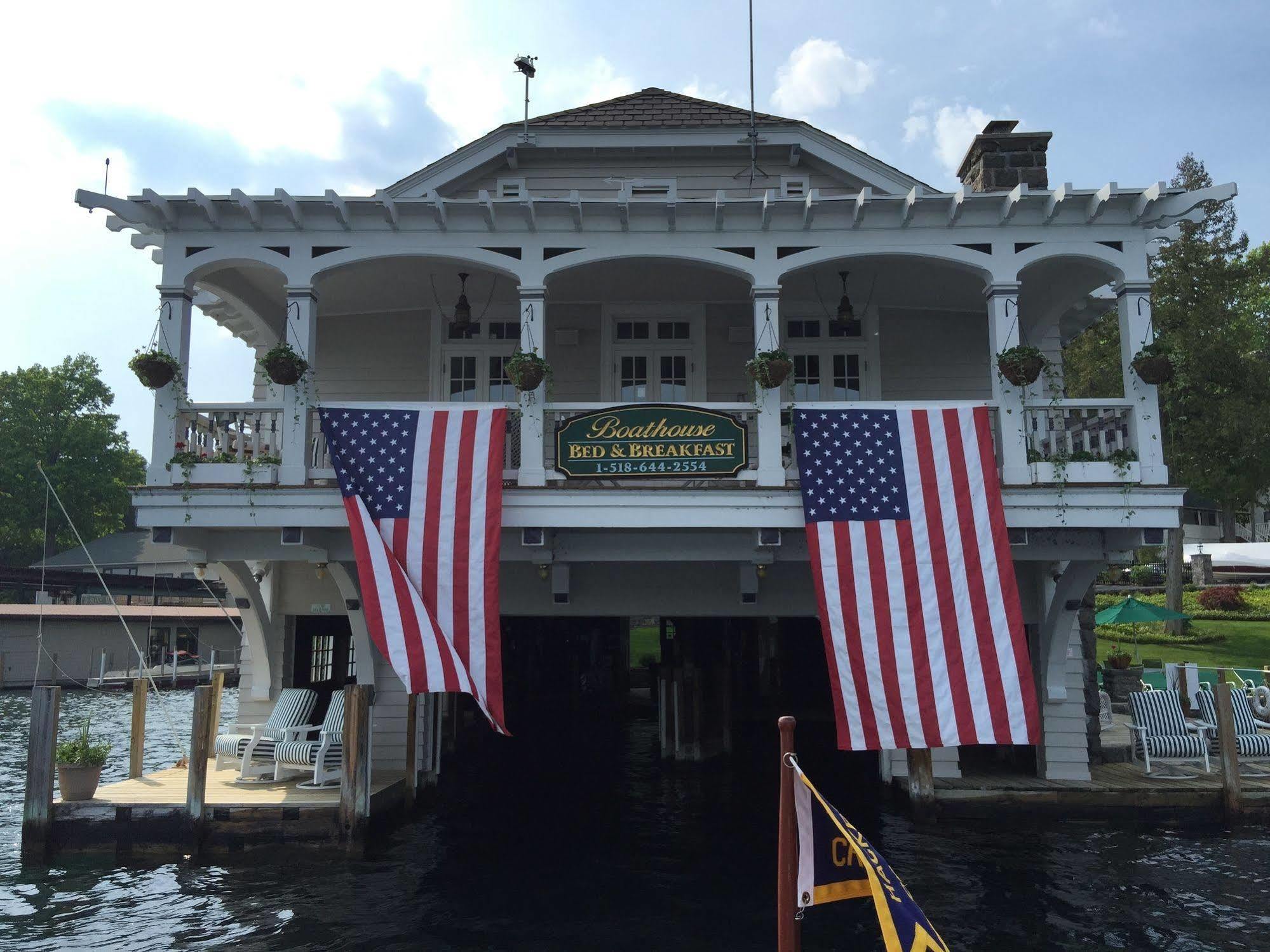 Lake George Boathouse Waterfront Lodging 볼튼 랜딩 외부 사진