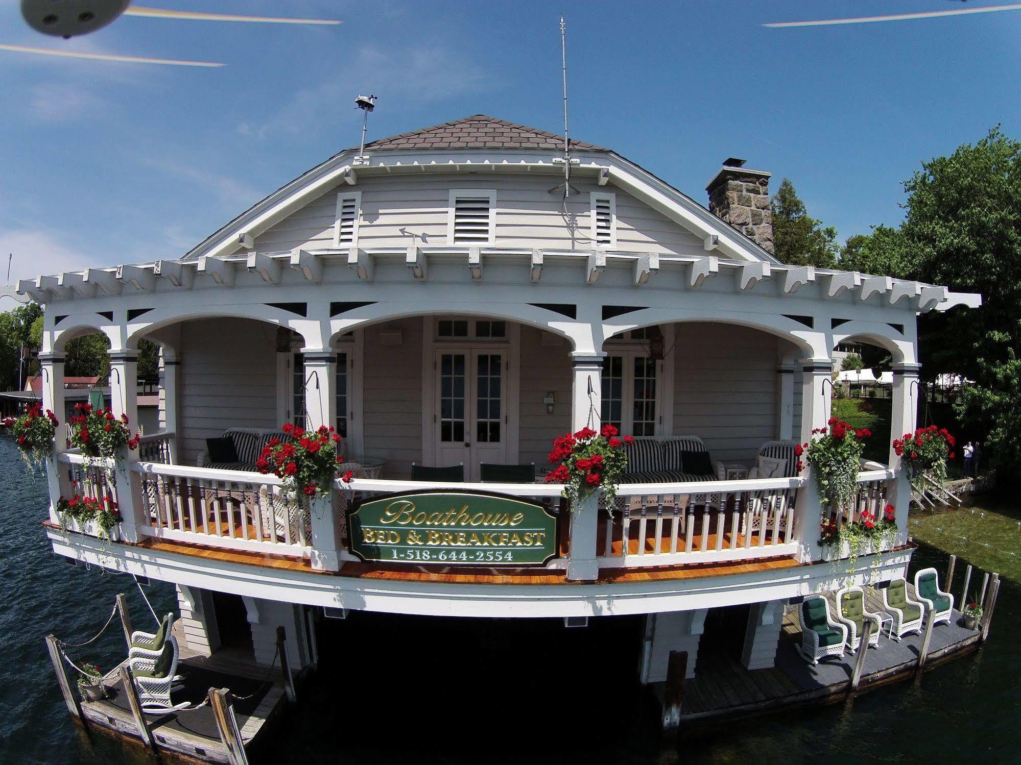Lake George Boathouse Waterfront Lodging 볼튼 랜딩 외부 사진