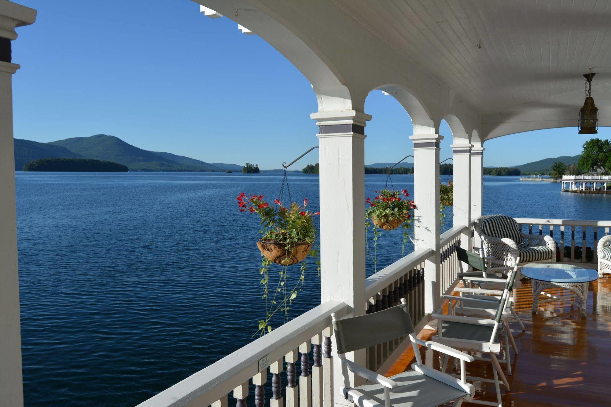 Lake George Boathouse Waterfront Lodging 볼튼 랜딩 외부 사진
